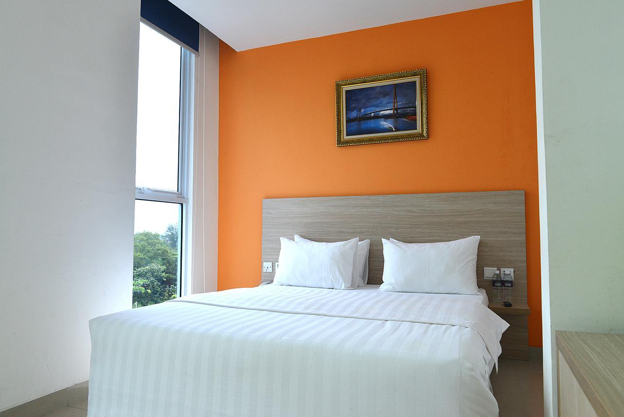 Fresh One Hotel Batam Buitenkant foto